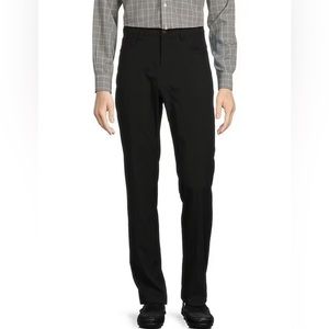 NWT Roundtree & York Performance Tech Flat Front pants. Men’s size 36x32.